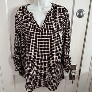 Maurices Black and Taupe Geometric V-Neck Tunic Top